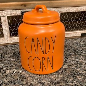 🎃NWT Rae Dunn Candy Corn Canister